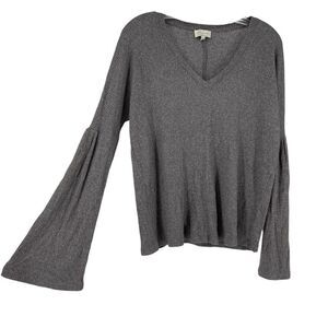 Lucky Brand Ribbed Top Flare Sleeves Gray Scoop V Neck Size XS Casual Boho Shirt